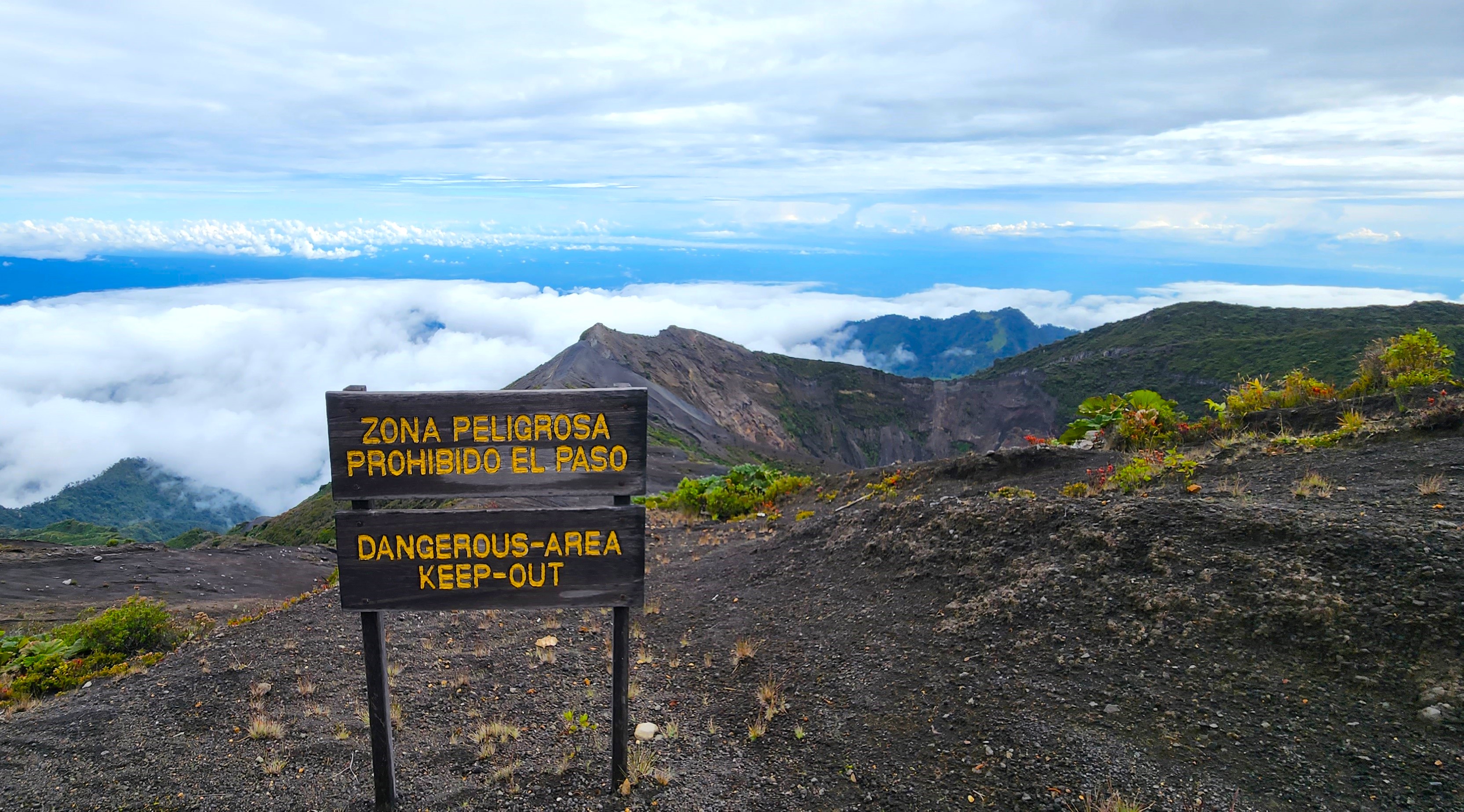 Volcano irazu